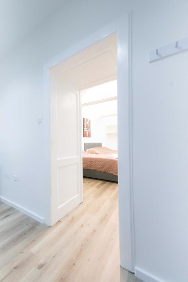Apartma City & Free Parking Любляна Екстериор снимка